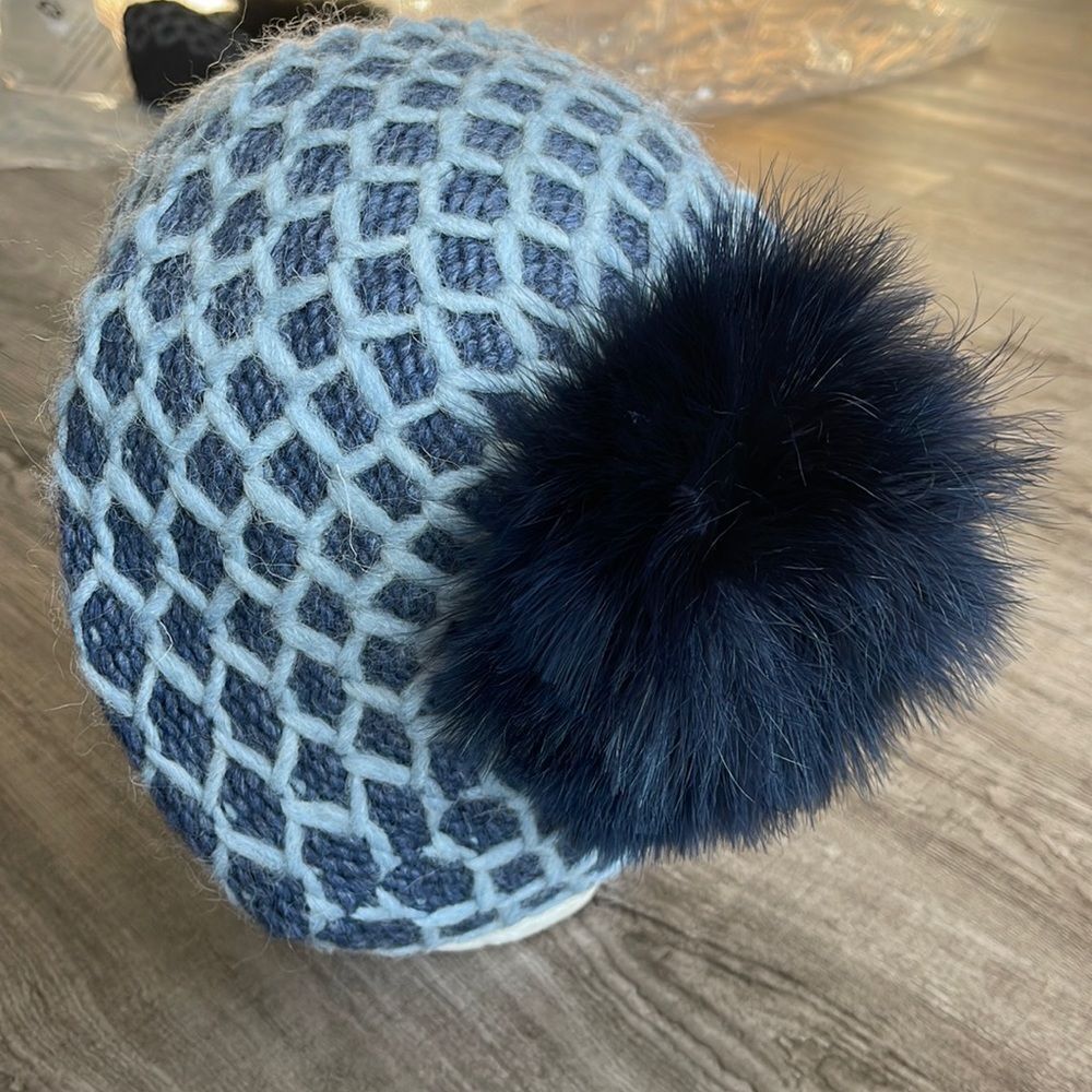 Echo New York Ostrich Beret NEW